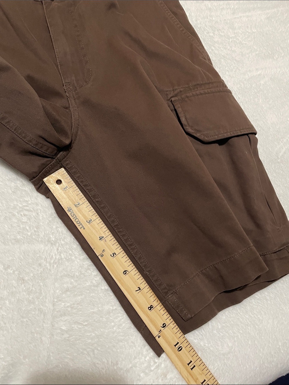 Club Room Men's Dark Brown Cargo Shorts Sz 32 - Picture 4 of 6